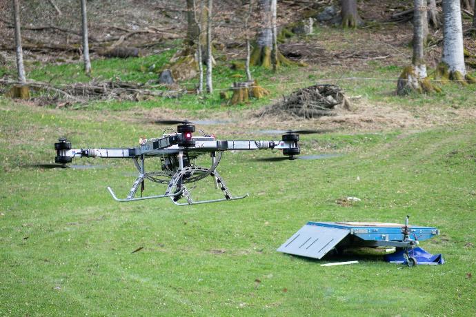 FB3 Heavy Payload Cargo Drone FlyingBasket take off landing